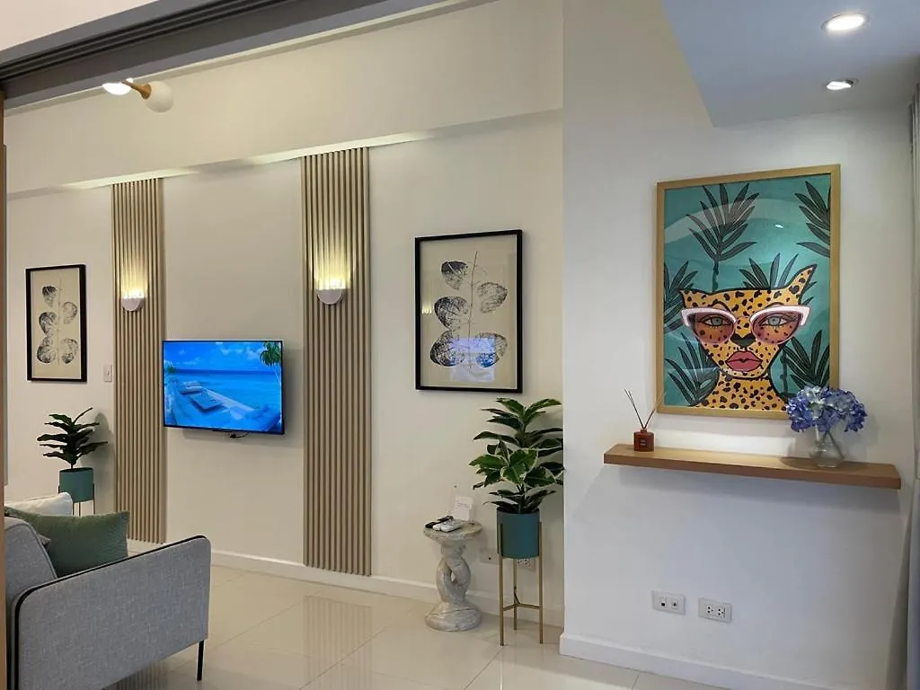 Cozy 1 Bedroom Condo In Uptown Bgc Μανίλα