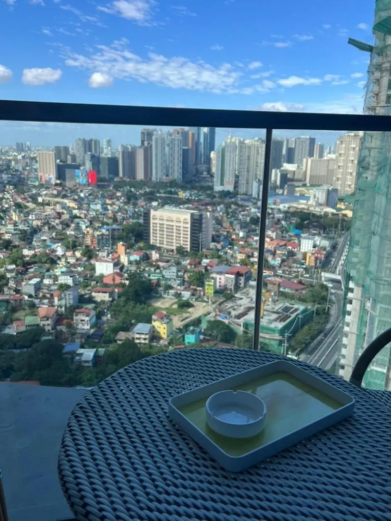 Cozy 1 Bedroom Condo In Uptown Bgc Μανίλα