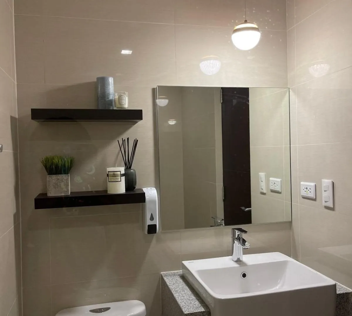 Appartement Cozy 1 Bedroom Condo In Uptown Bgc Manille Philippines