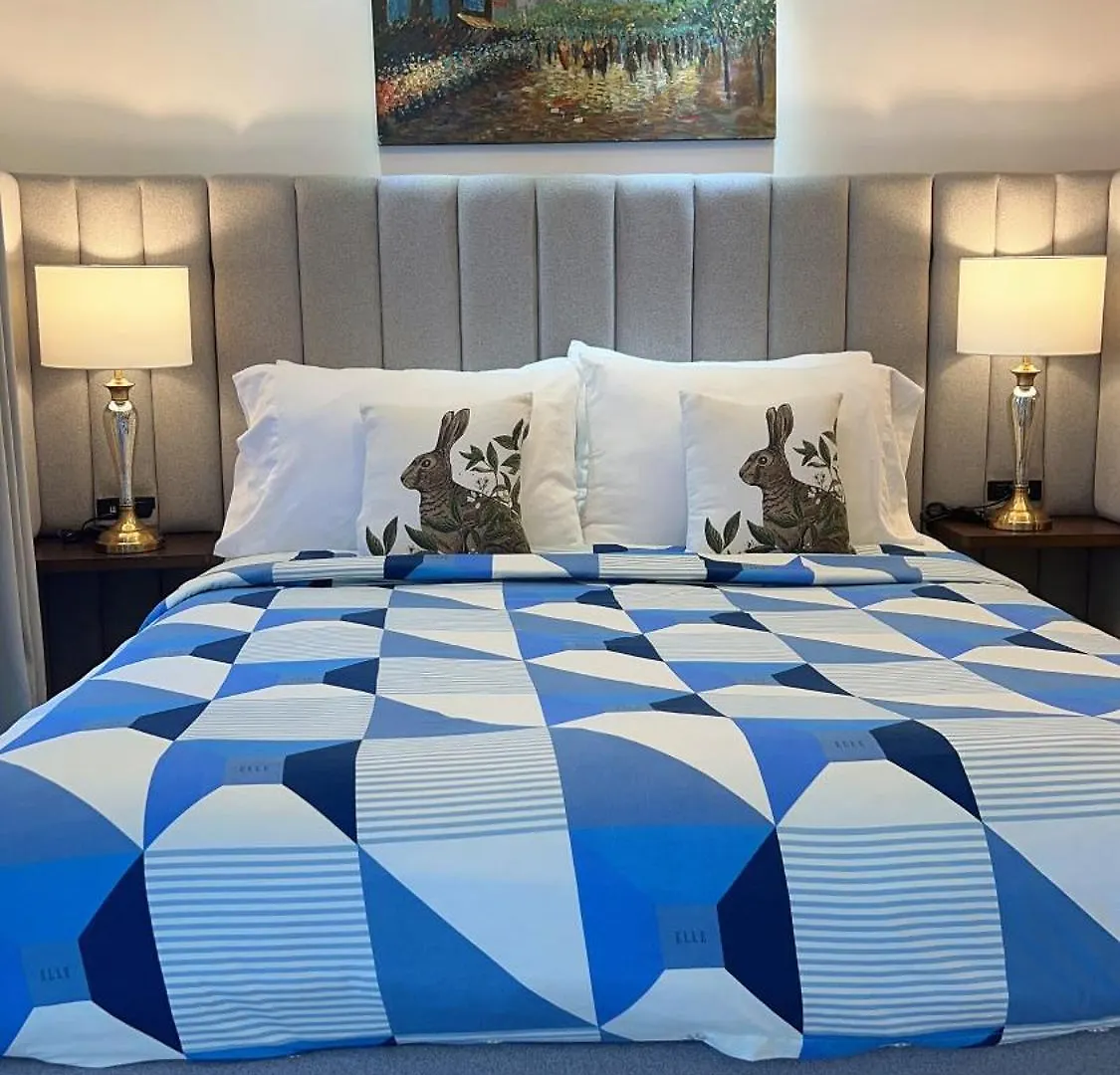 Apartment Cozy 1 Bedroom Condo In Uptown Bgc Manila